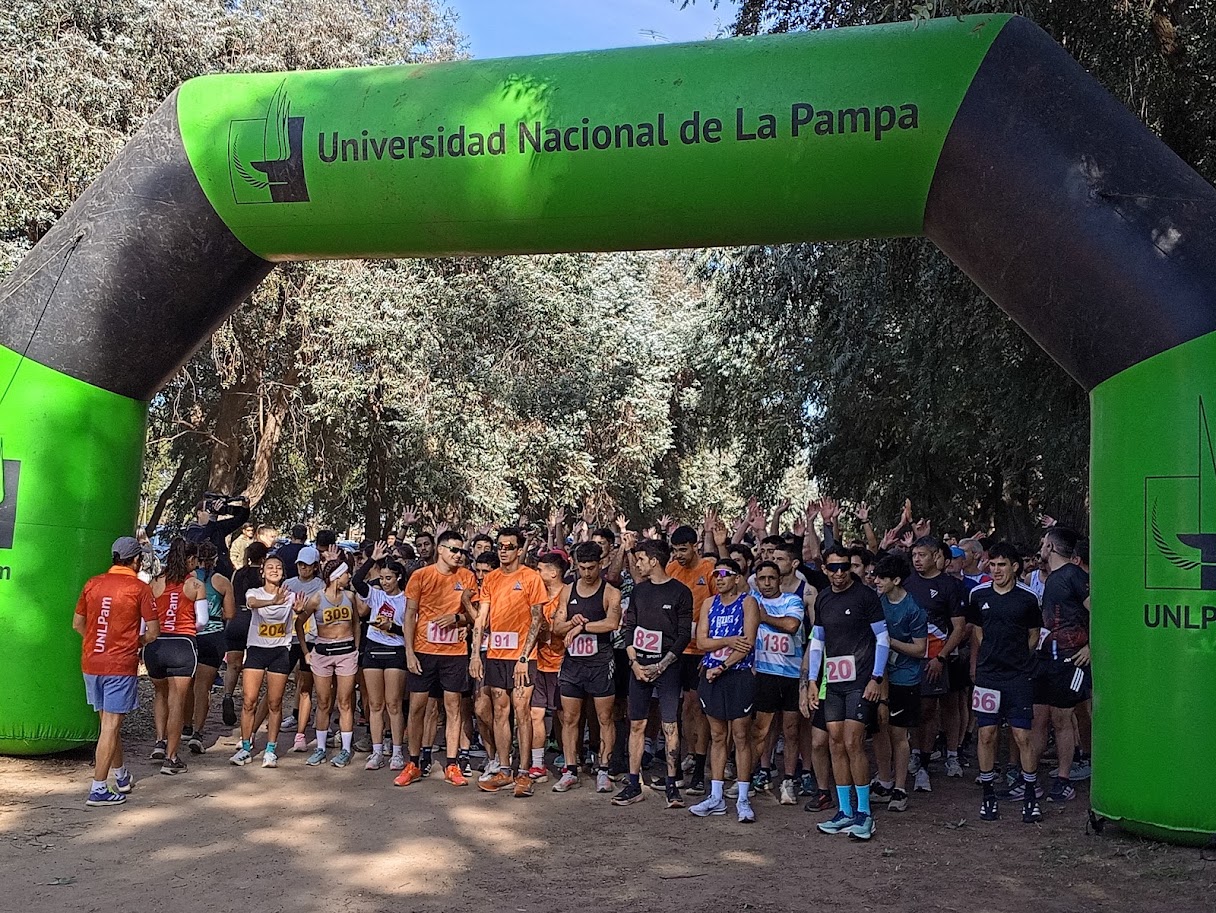 aP Corre-Caminata UNLPam